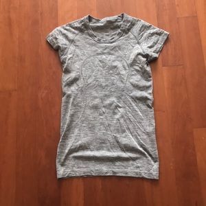 Swiftly tech short sleeve crew